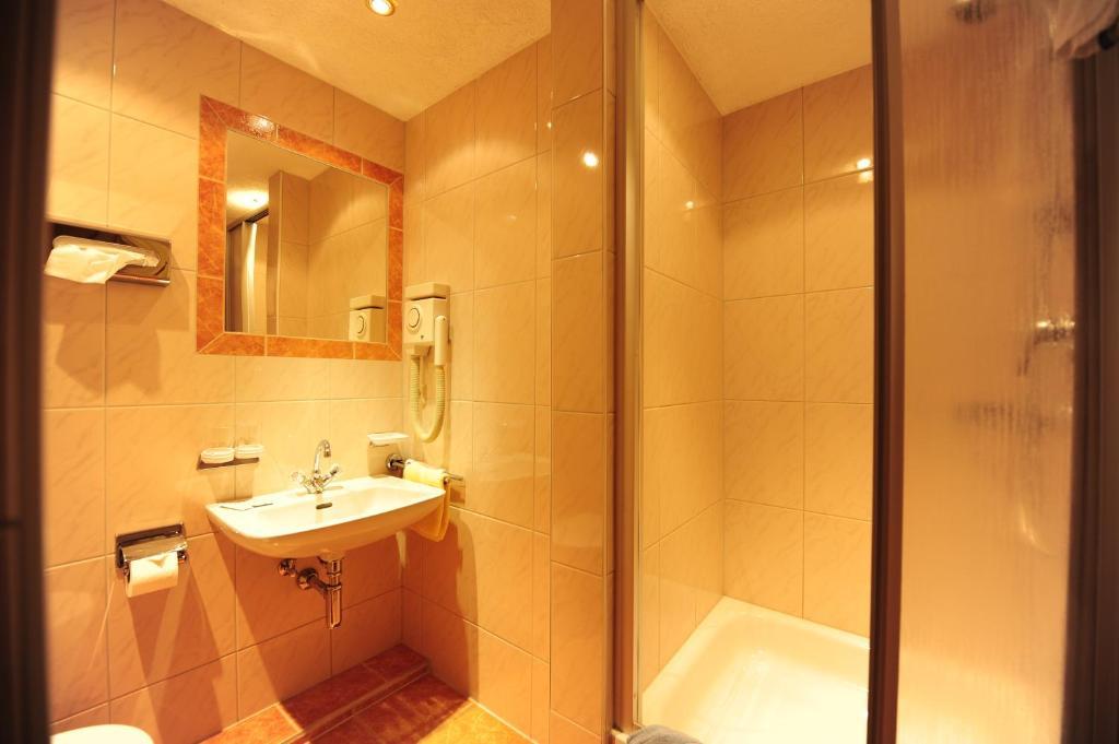 Hotel Toni Galtür Habitación foto